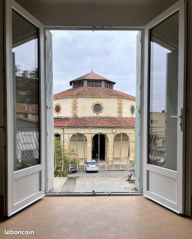 Immeuble 9 pièces 200 m² · à Aire-sur-l'Adour · 200 m² · 200 000 €
