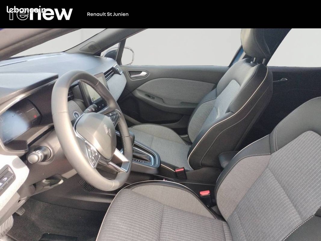 RENAULT Clio E-Tech full hybrid 145 ch GSR2 Techno (image 14)