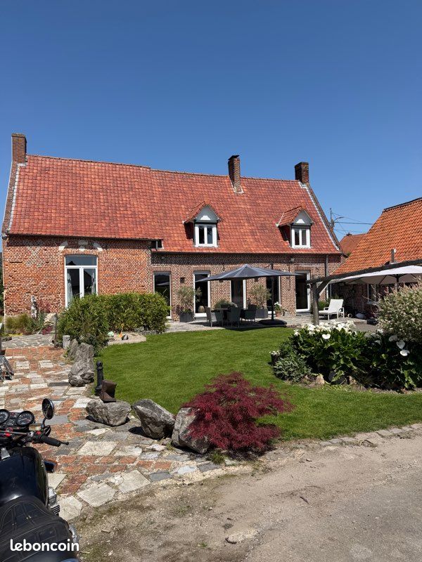 Maison 6 pièces 150 m² · à Blaringhem · 150 m² · 290 000 €