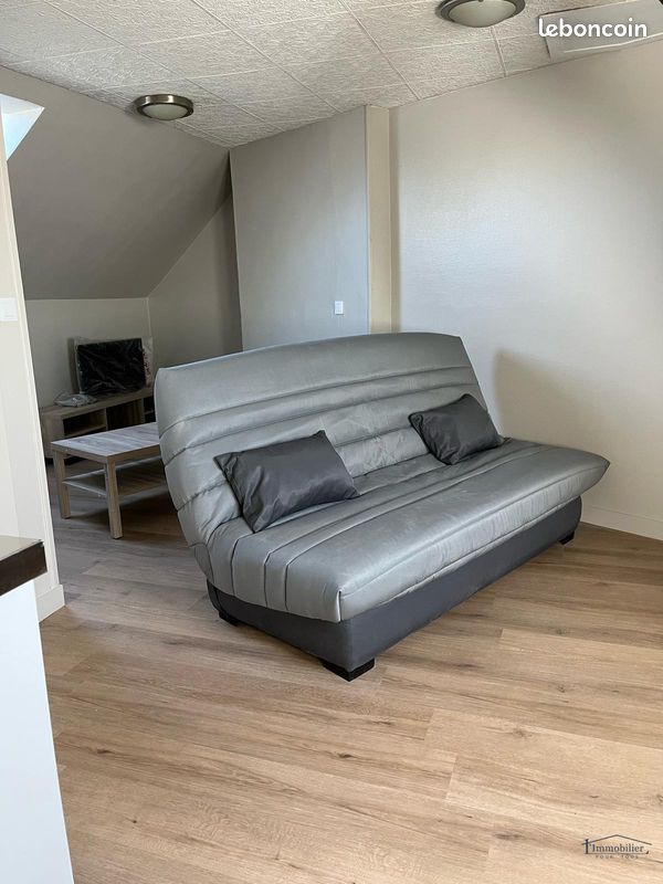 Appartement 1 pièce 18 m² · à La Ferté-Bernard · 18 m² · 390 €