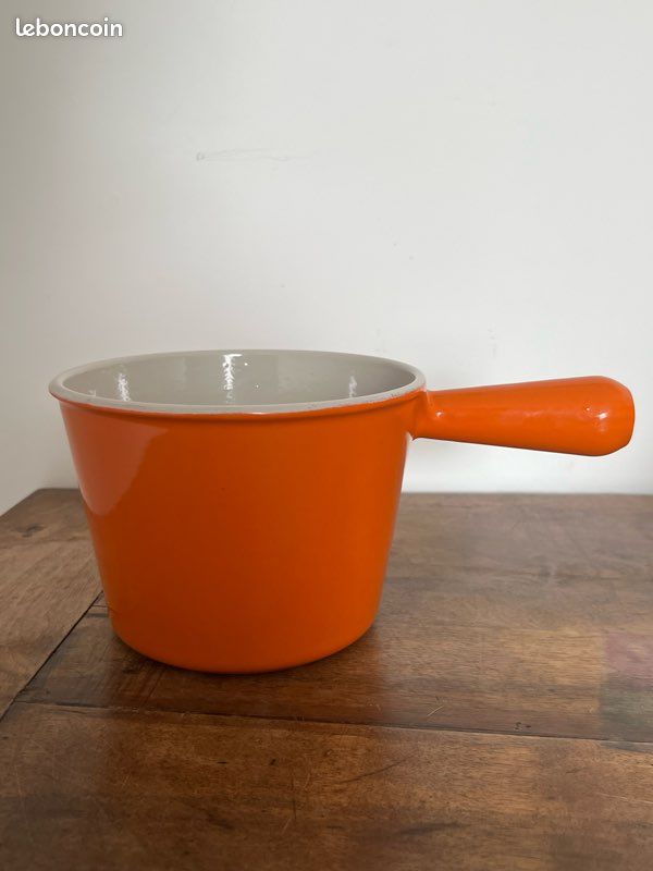 Poêlon Le Creuset 22 cm, rouge | Achetez à prix avantageux chez