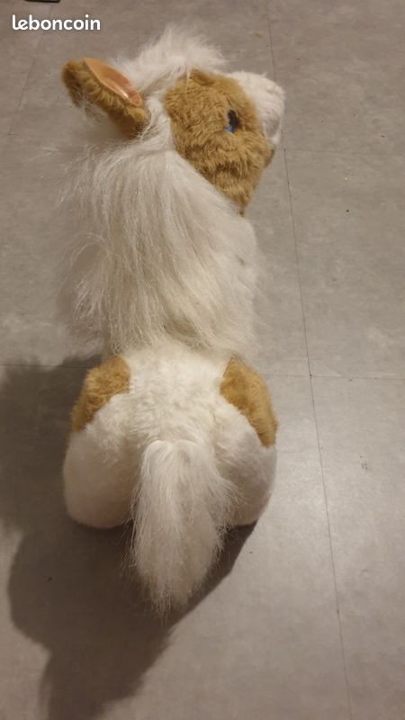Pony furReal (image 2)