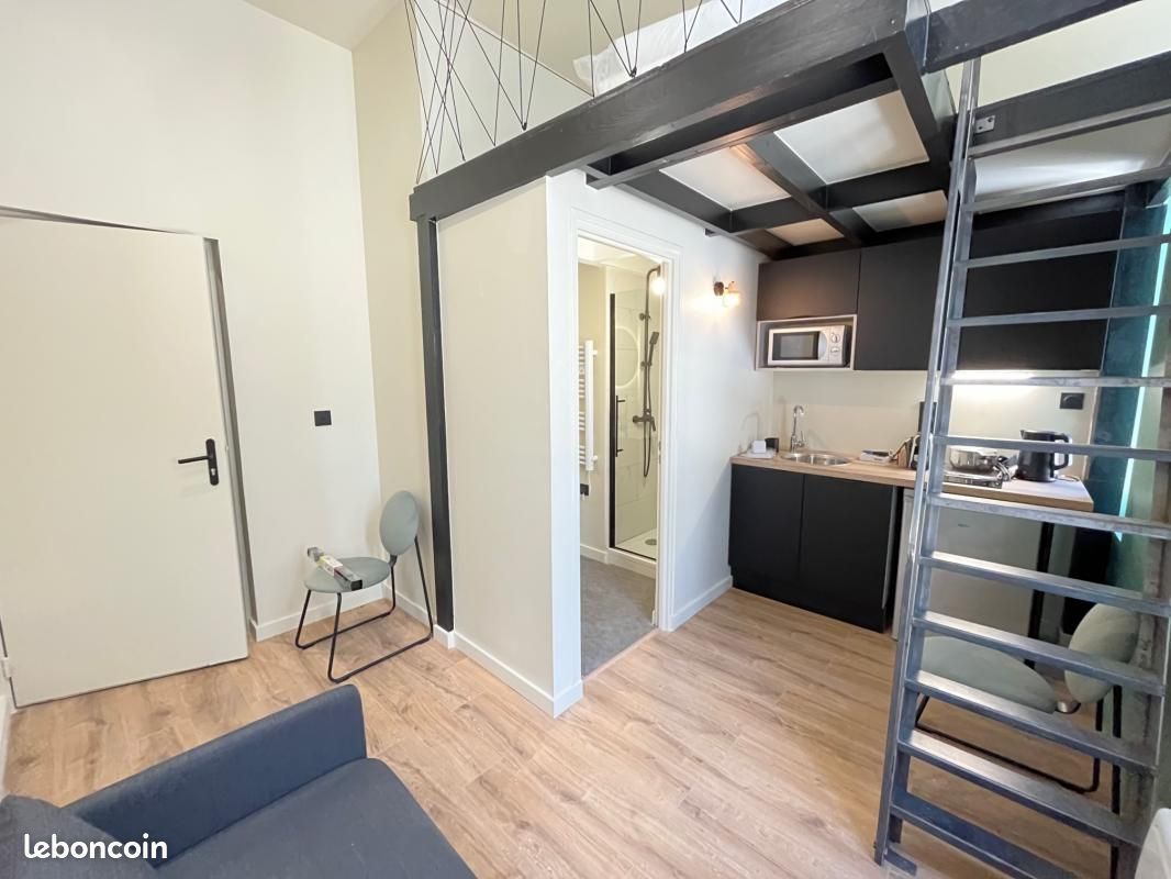 Appartement 1 pièce 17 m² · à Saint-Étienne · 17 m² · 375 €/mois