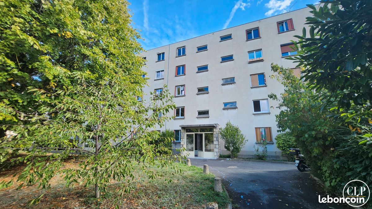 Appartement 3 pièces 49 m² · à Montreuil · 49 m² · 225 000 €