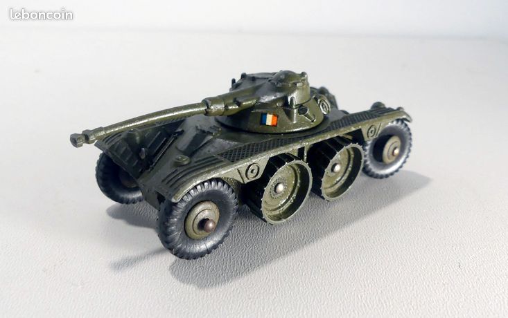 PANHARD ENGIN BLINDÉ DE RECONNAISSANCE À TOURELLE FL 10 DINKY Toys 1 43deg