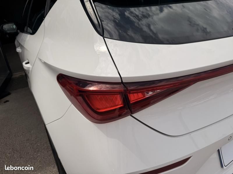 Cupra Leon 1.5 eTSI 150ch V DSG7 (image 28)
