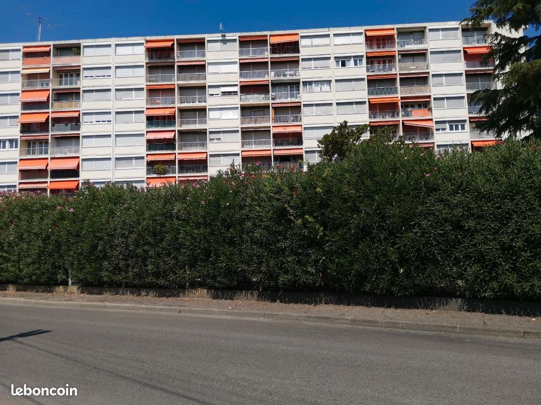 Appartement 4 pièces 90 m² · à Nîmes · 90 m² · 159 000 €