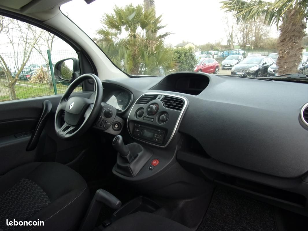 Renault Kangoo Express GRAND VOLUME MAXI 1.5 DCI 90 CONFORT (image 9)