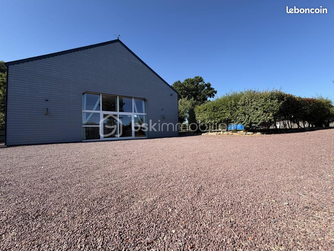 Maison 8 pièces 192 m² · à Sainte-Marguerite-d'Elle · 192 m² · 299 500 €