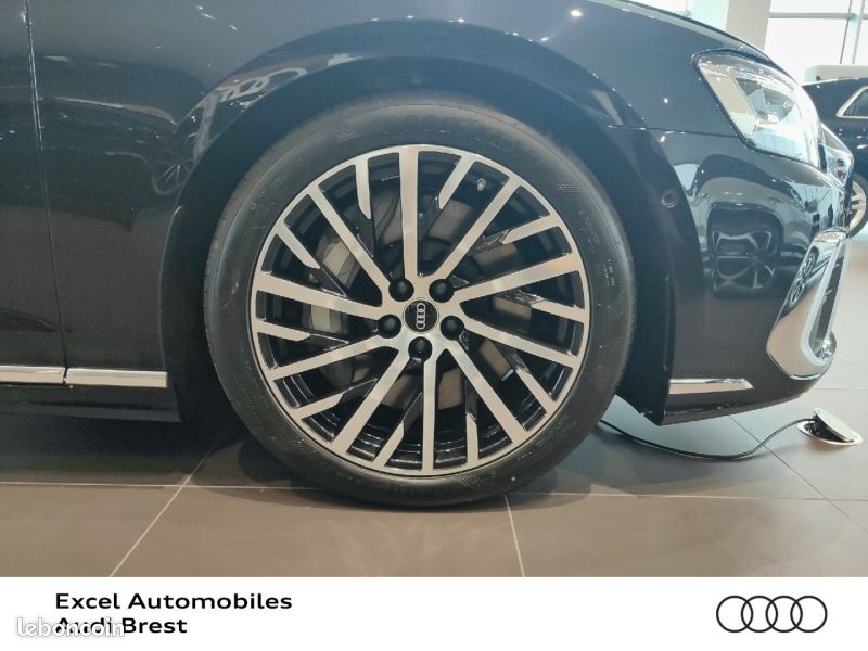 Audi A8 60 TFSI e 462ch Avus quattro tiptronic 8 (image 24)