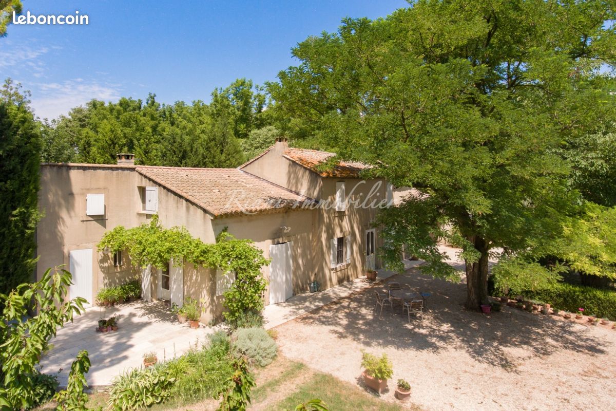Maison 7 pièces 205 m² · à Cavaillon · 205 m² · 850 000 €