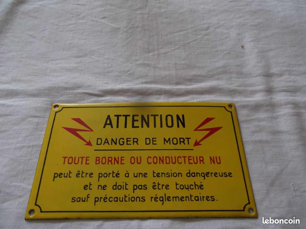 Plaque sncf emaillée (image 1)