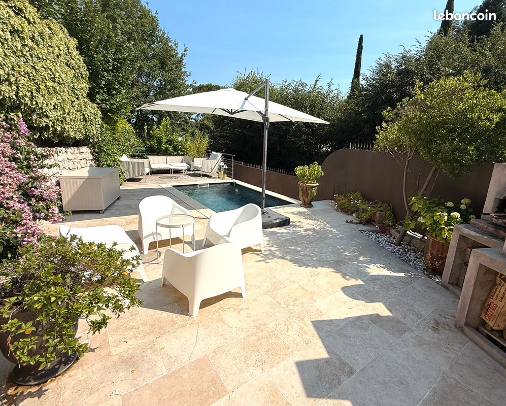 Maison 4 pièces 104 m² · à Vence · 104 m² · 610 000 €