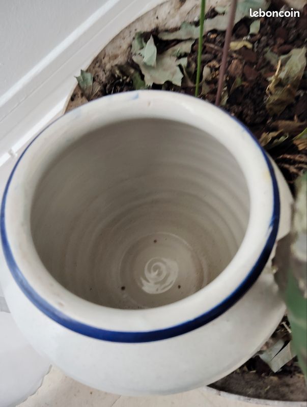 Mini vase italien peint à la main par Giovanni DeSimone, Italie