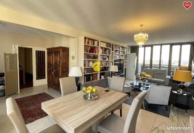 Appartement 3 pièces 131 m²