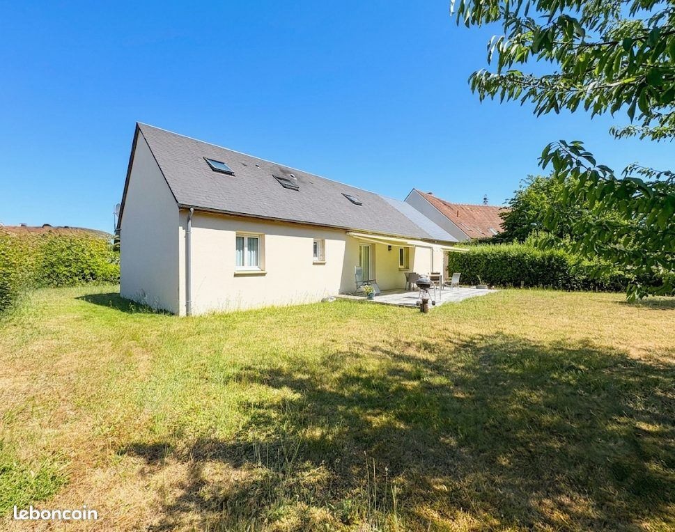 Maison 8 pièces 130 m² · à Veigné · 130 m² · 349 900 €