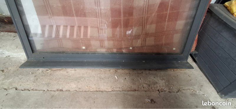 Fenêtre fixe àlu (image 1)