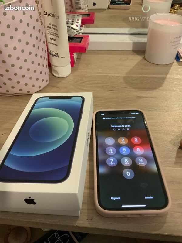 IPhone 12 (image 1)