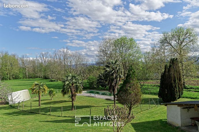 Propriété 7 pièces 145 m²
