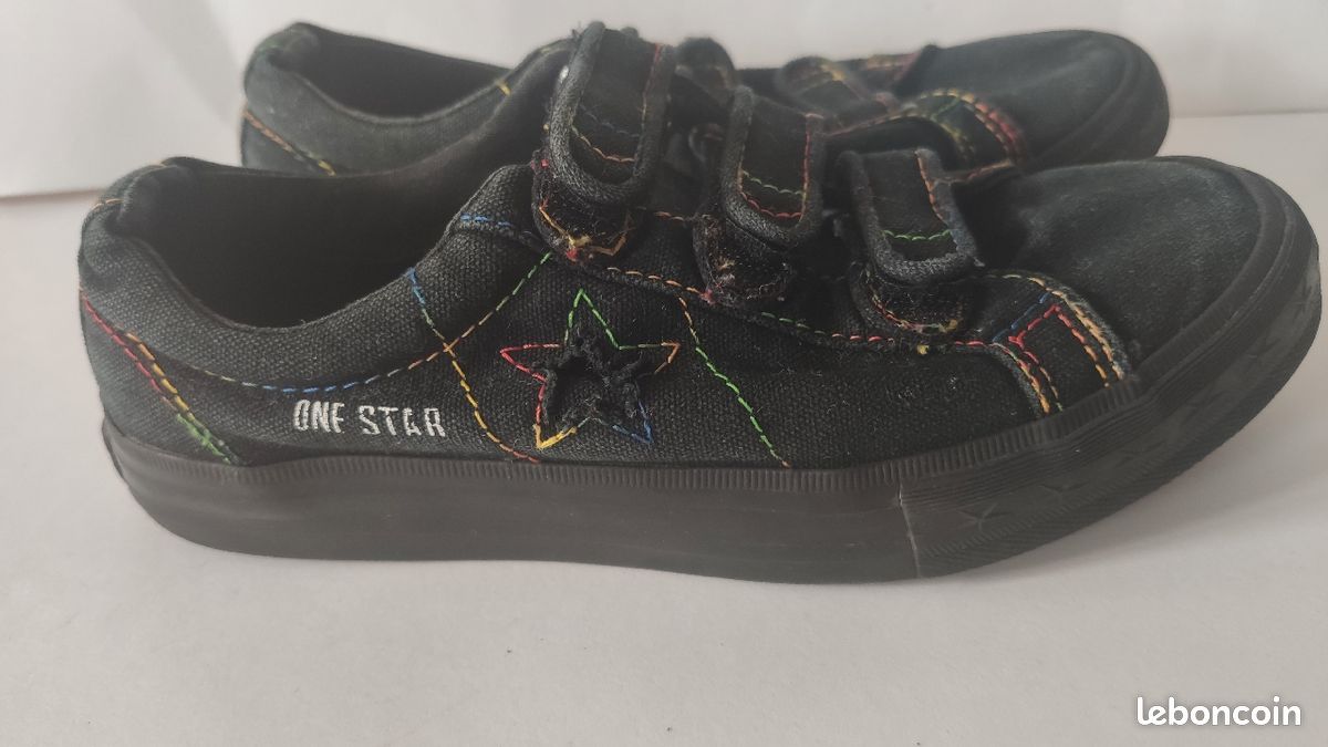 Converse All Star noires multicolores T34 basses avec scratch (image 1)