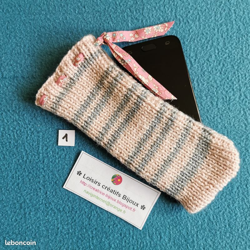 Pochettes étuis en laine tricotés pour téléphone portable (image 6)