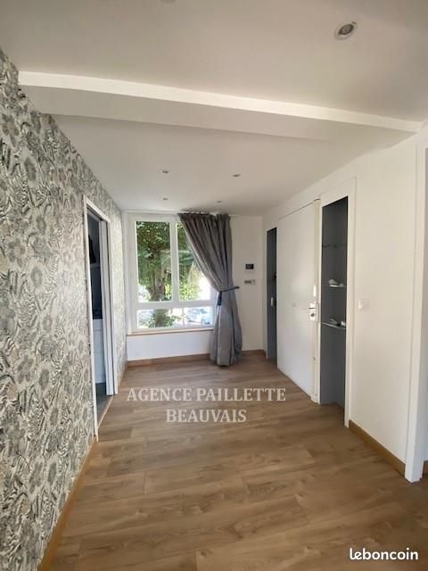 Appartement 5 pièces 123 m² · à Beauvais · 123 m² · 1 275 €