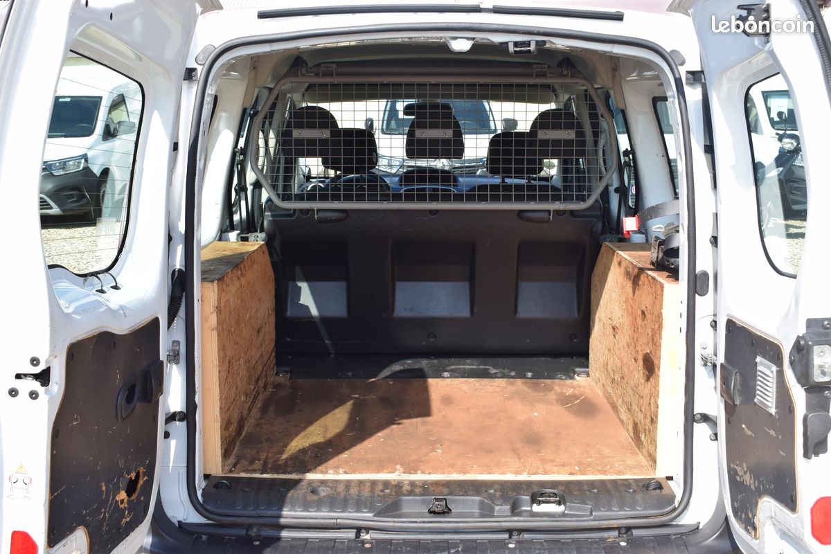 Renault kangoo maxi 1.5dci 110 cabine approfondie 5 places camera (image 4)