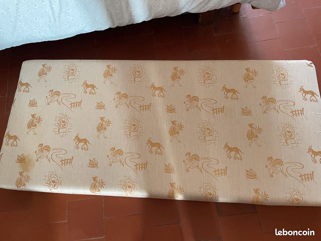 Lit enfant complet avec matelas en TBE (image 7)