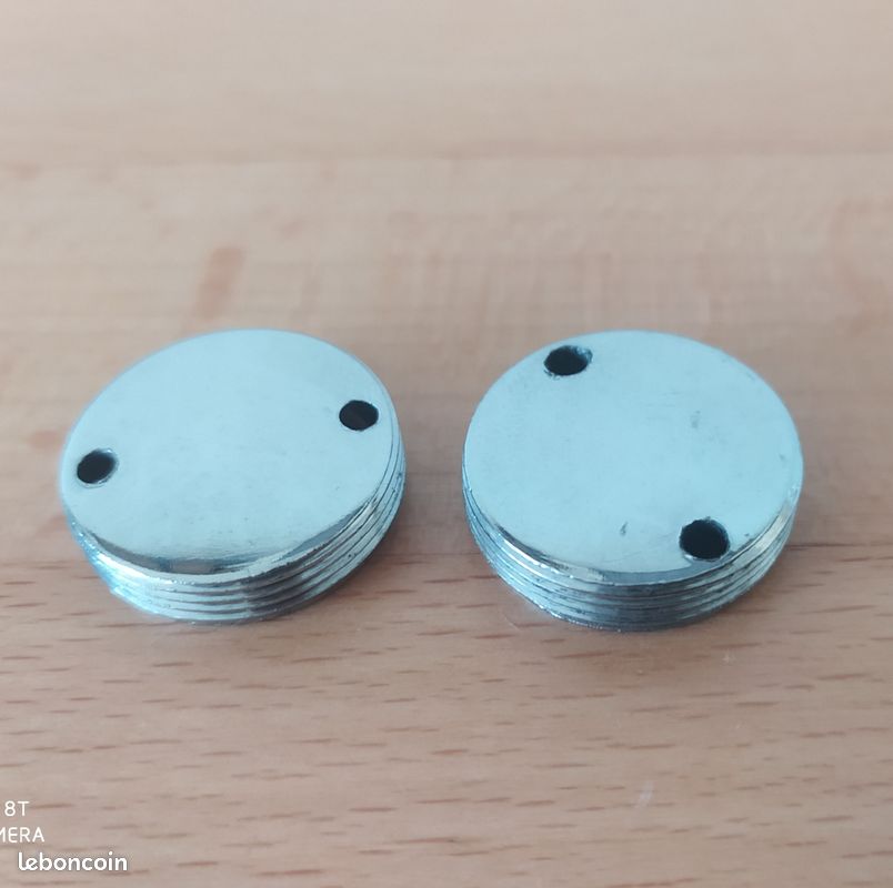 Capuchons Anti-poussière Shimano Deux Trous Vintage NOS - Comme Neufs