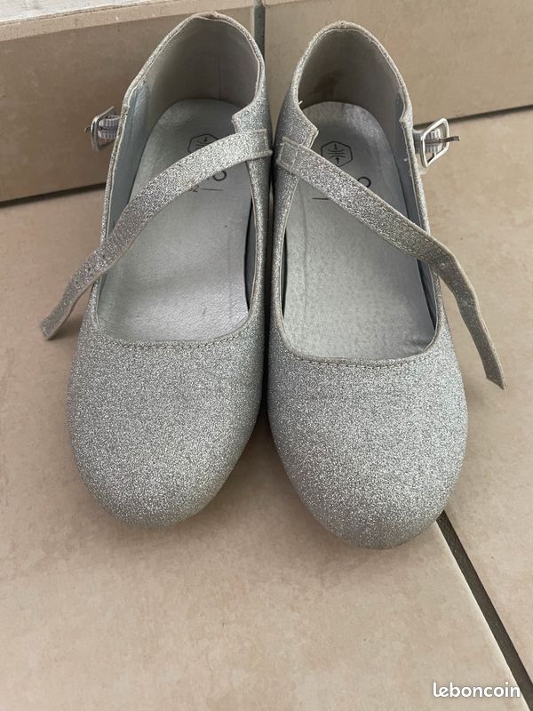 Chaussures de fêtes taille 32 (image 5)