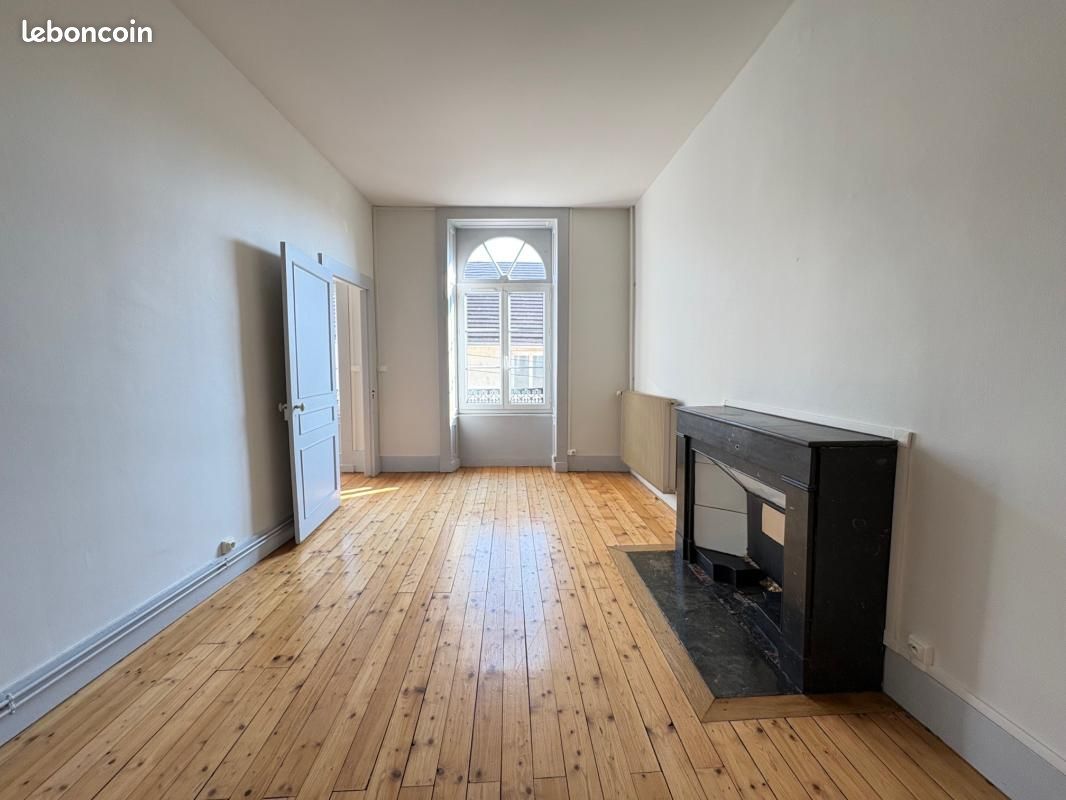 Appartement 3 pièces 81 m² · à Lons-le-Saunier · 81 m² · 619 €/mois