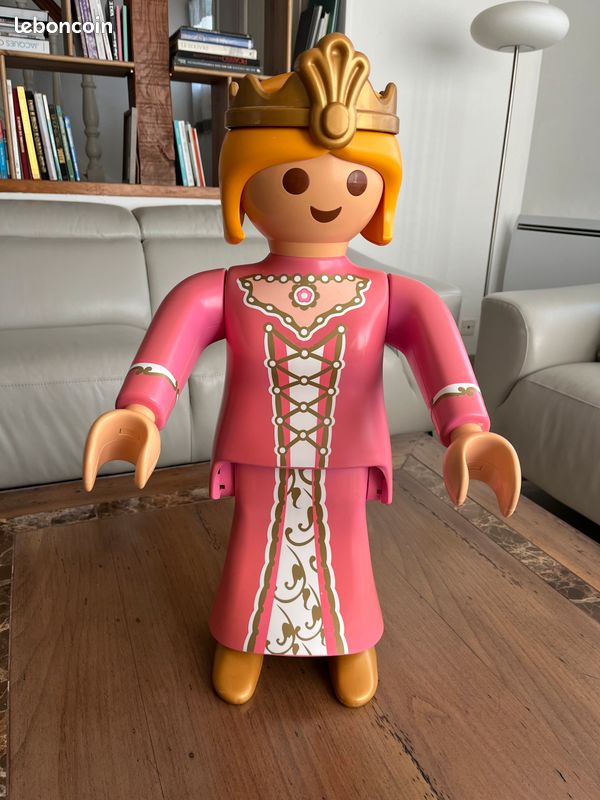 Playmobil géant (image 1)