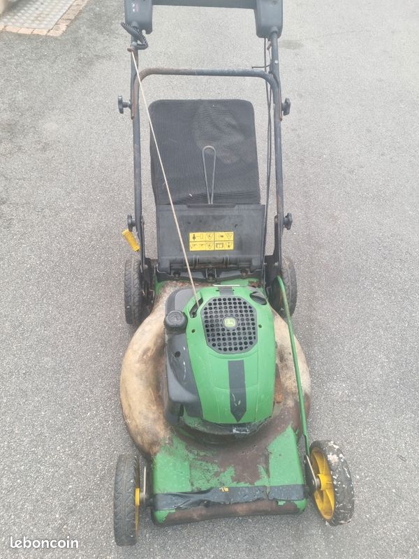 Tondeuse john deere (image 1)
