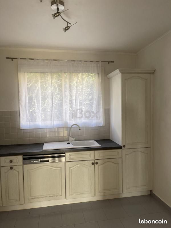 Appartement 4 pièces 92 m² · à Ollioules · 92 m² · 1 129 €