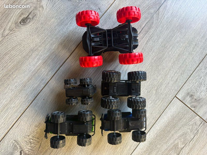 Lot véhicules 4x4 monster trucks hot wheel et autres (image 12)