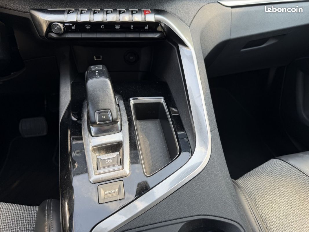 Peugeot 3008 (2) BlueHDi 130 EAT8 ALLURE (image 17)