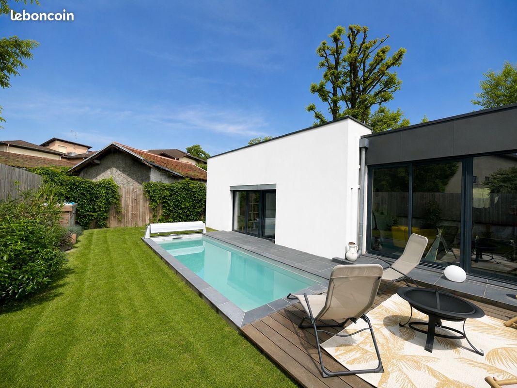 Maison 8 pièces 110 m² · à Grenoble · 110 m² · 545 000 €