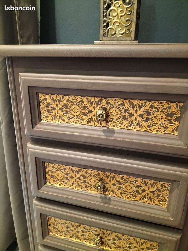 Commode (image 2)