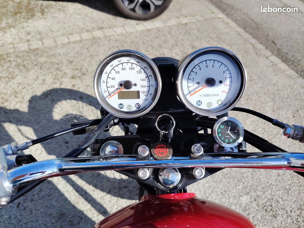 Moto MASH 400 SCRAMBLER (image 3)