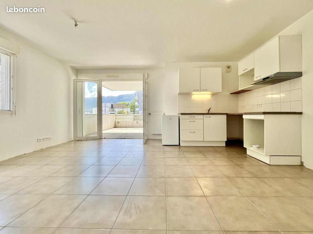 Appartement 3 pièces 63 m² · à Annecy · 63 m² · 279 000 €