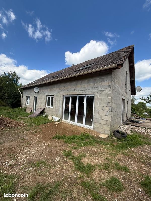 Maison 7 pièces 200 m² · à Boissy-Sans-Avoir · 200 m² · 245 000 €