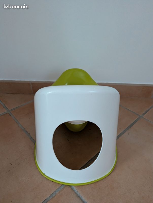 Pot (image 2)