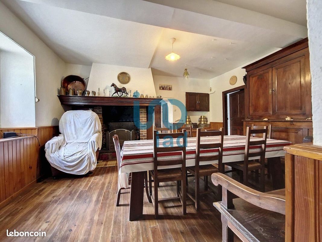 Maison 8 pièces 136 m² - Haux 64470 (image principale 3)