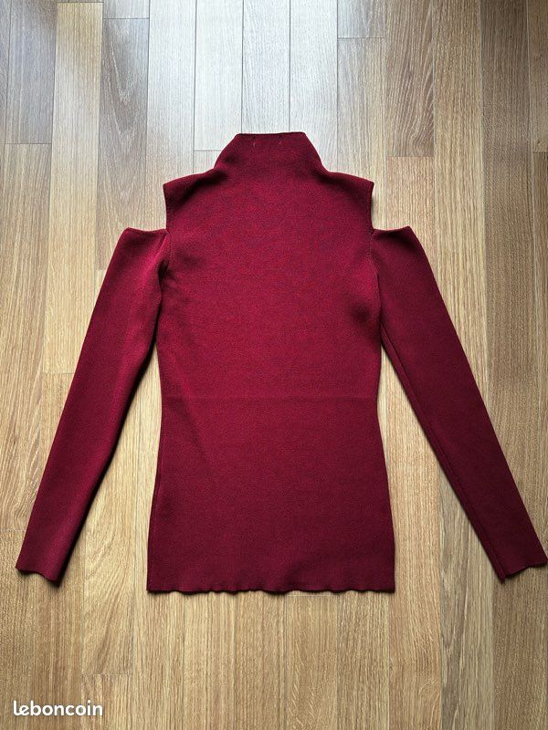 Pull fin bordeaux à épaules dénudées t.36 (image 4)