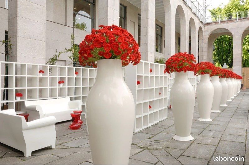 Kartell MISS FLOWER POWER VASE STARCK blanc valeur 650 Engeni Quitllet TB Etat (image 4)