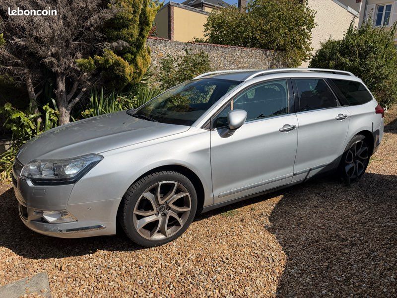 Citroën C5 Tourer HDI 160 exclusive diesel 2012 119000s (image 1)