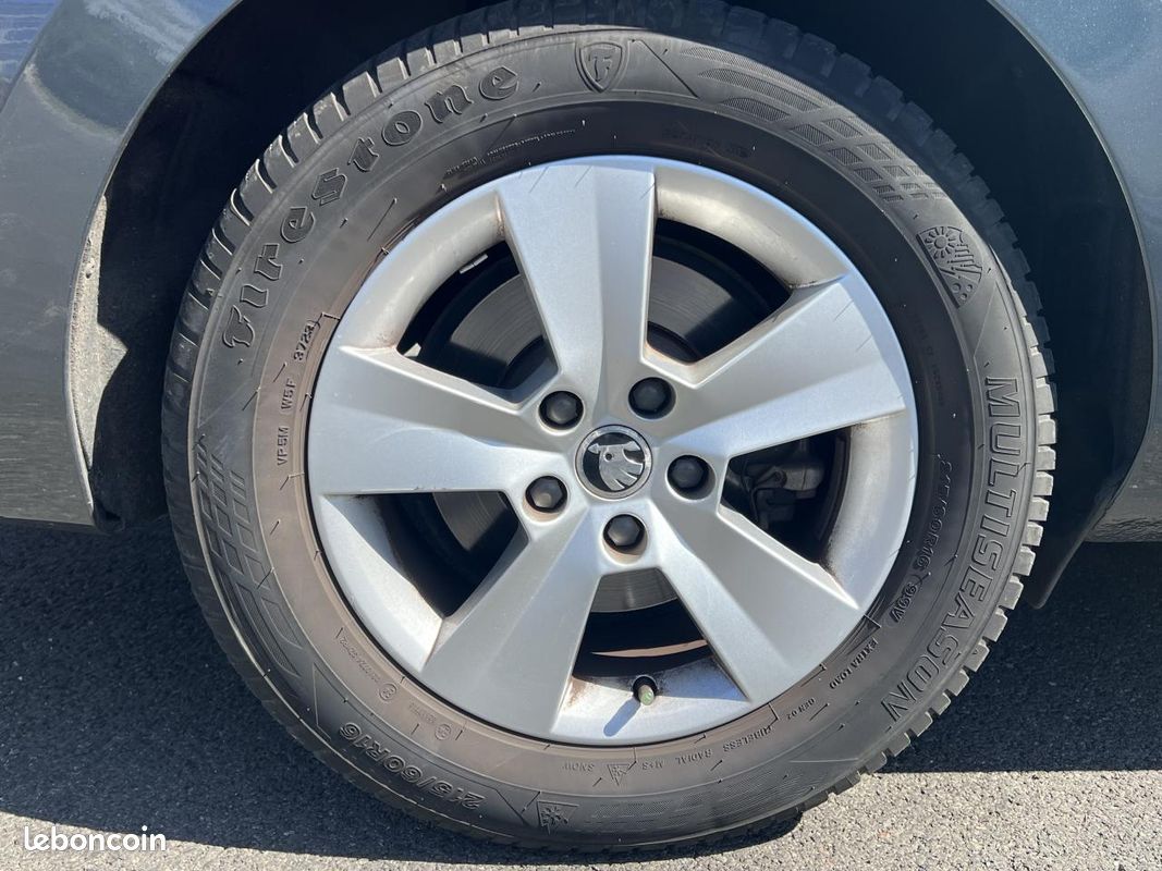 SKODA SUPERB Combi 1.4 TSI ACT - 150 (image 20)