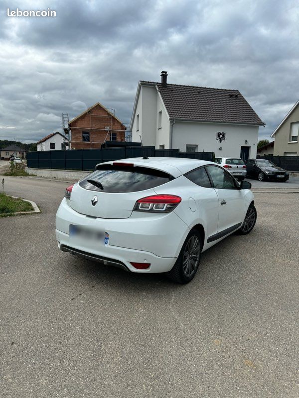 Megane 3 ( iii ) gt line automatique distribution ok Voitures