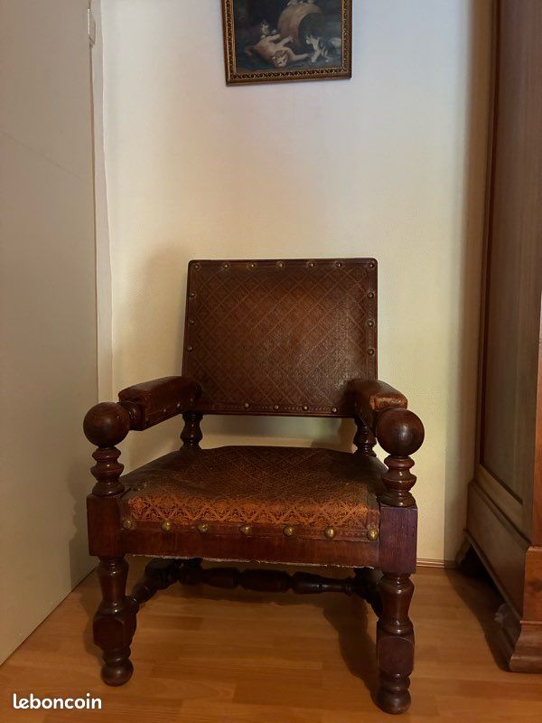 Ensemble 6 chaises et 1 fauteuil (image 1)