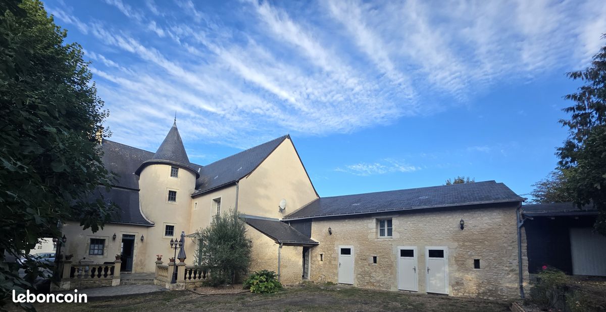 Maison 8 pièces 230 m² · à Crannes-en-Champagne · 230 m² · 379 000 €